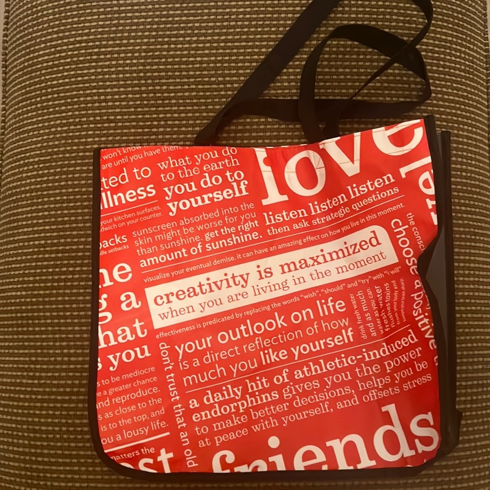 Free with Lulu EBB purchase large Lululemon bag